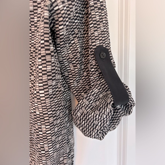 Vince Silk Shirtdress - Picture 9 of 12